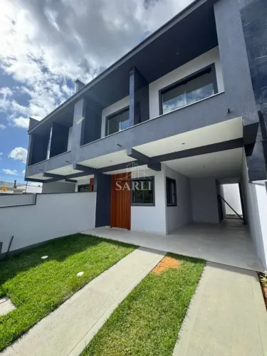 Sobrado novo, com 3 dormitórios, sendo 1 suíte, de 110 m² Sertão do Maruim - São José