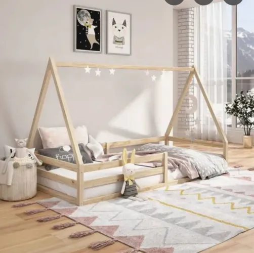 Cama montessoriana - Madeira maciça 