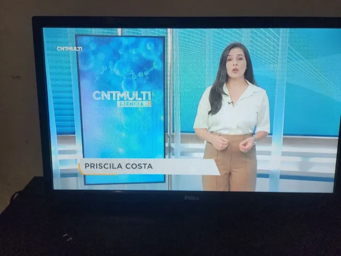TV/ Monitor 24 polegadas