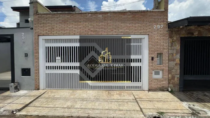 Casa à Venda no Cidade Jardim Jundiaí | 3 Dormitórios | Suíte | 166 m²