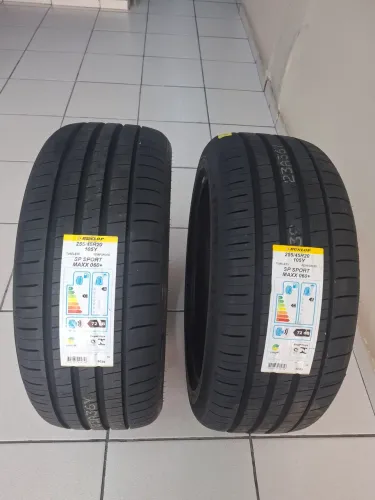 2 pneus Dunlop 255/45R20 105Y reinforced sp sport maxx
