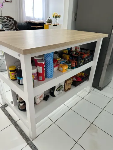 Bancada branca para cozinha