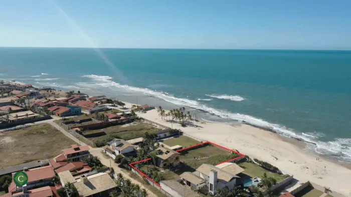 Frente ao mar Aguas Belas - Terreno 1800m2 com casa cadastrada