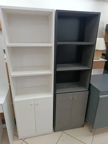 Armário multiuso novo montado