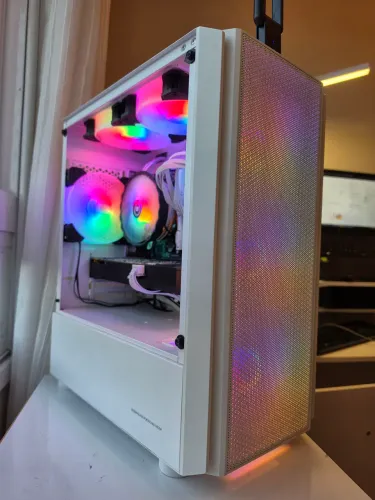 PC GAMER i5 / 8gb ram / gtx 960 2gb / 240gb SSD
