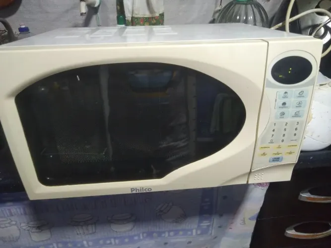 Microondas Philco 22 litros usado funcionando normal