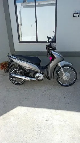 Moto super econômica