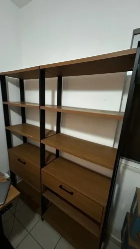 Estante de Livros Industrial 100% MDF 144CMX185CM 1 Porta 2 Gavetas Marrom/Freijó/Preto
