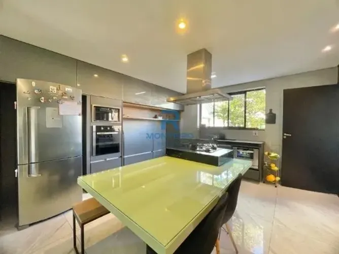 Casa com 6 quartos à Venda ou Aluguel 320 m² - Santo Antônio