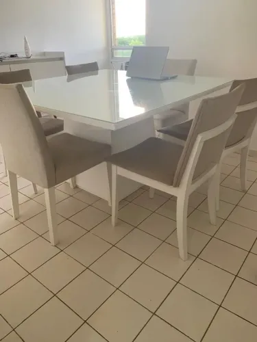 Lindo conjunto mesa c/6 cadeiras