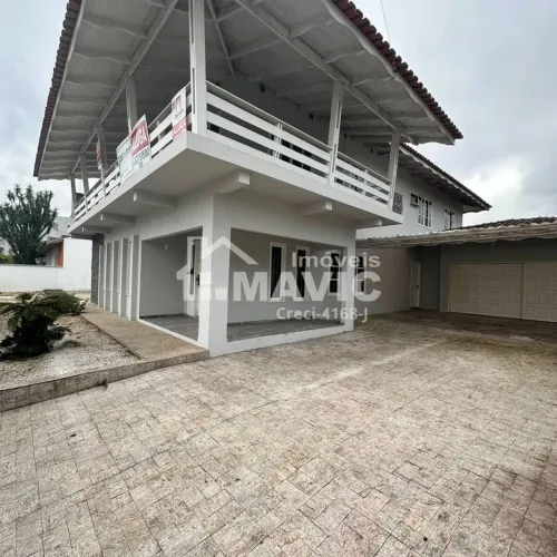 Casa com 8 quartos, Centro - Jaraguá do Sul