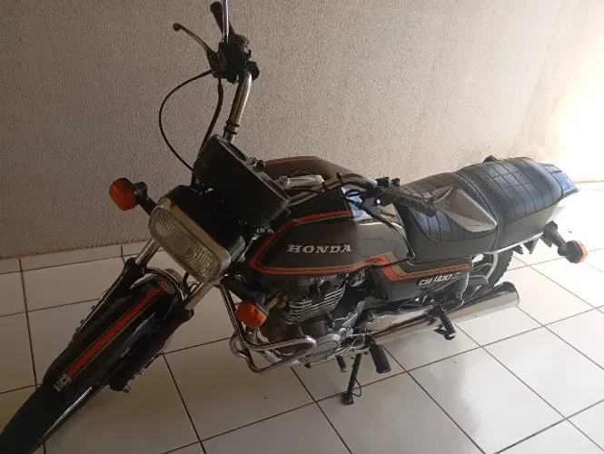 Honda cb 400.2
