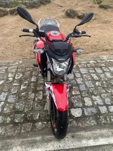 Vende-se CB twister 250 2016