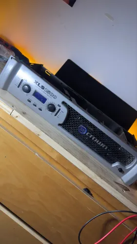 Amplificador de potencia Crown XLS 1500