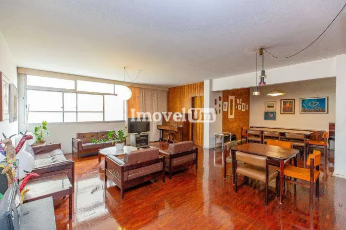Cerqueira César | Apartamento 3 quartos, sendo 1 suite