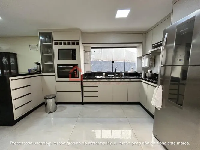 Quadra 8 (Sobradinho) - Linda casa, vendo ou troco por casa em Planaltina