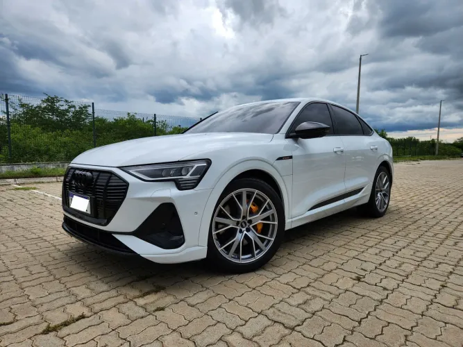 Audi E-Tron Sportb. Perf.black Aut.(elétrico) 2022