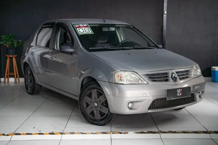 Renault Logan Privilège Hi-flex 1.6 8V 4P 2008