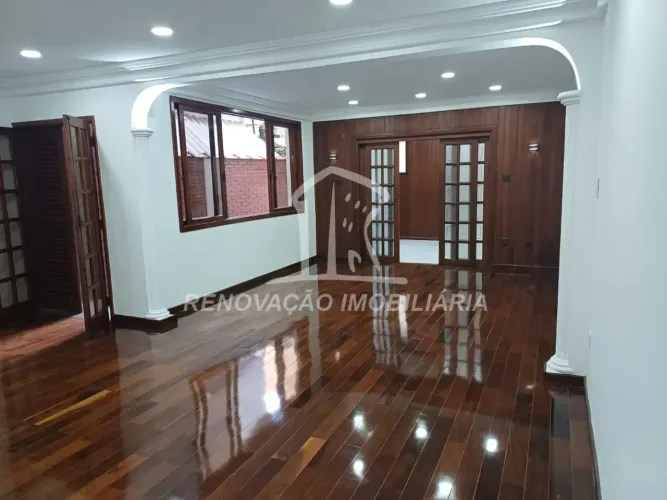 Sobrado para venda tem 360 M² com 4 dormitórios sendo 2 suítes no Belenzinho - São Paulo