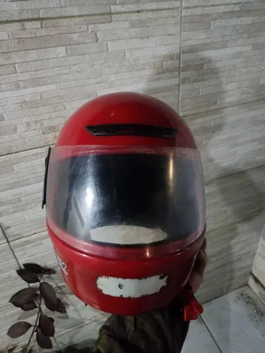 Capacete EBF vermelho