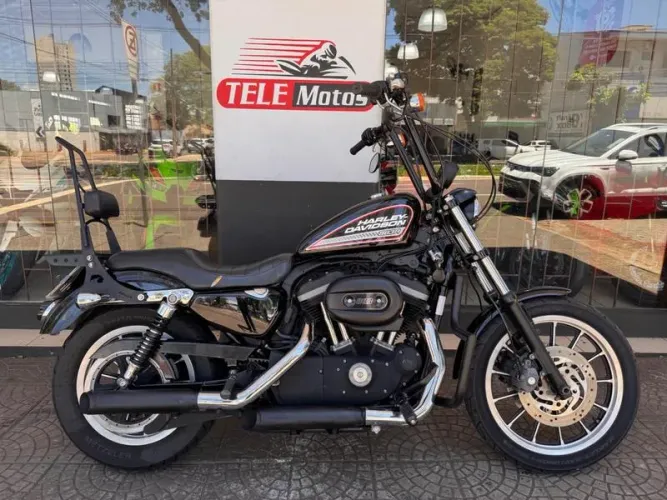 HARLEY-DAVIDSON XL883 R 2012