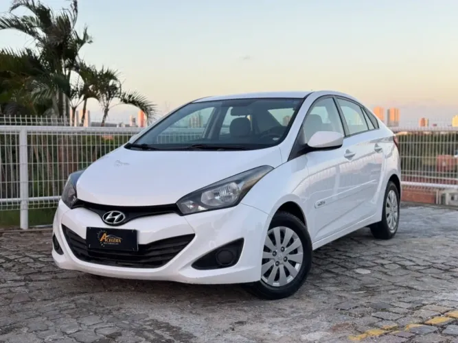 Hyundai HB20S C.style/c.plus1.6 Flex 16V Aut. 4P 2015