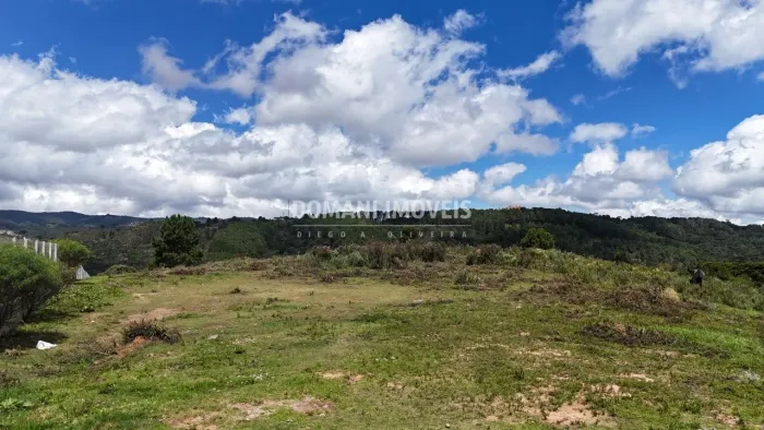 Ampla Área de Terreno Plana na Região do Alto da Boa Vista - Campos do Jordão/SP