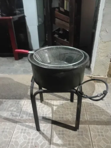 Fritadeira de salgados ou pastéis a gás