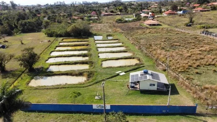 VENDA/PERMUTA: chácara com 10.655 M2, energia solar e poço artesiano.