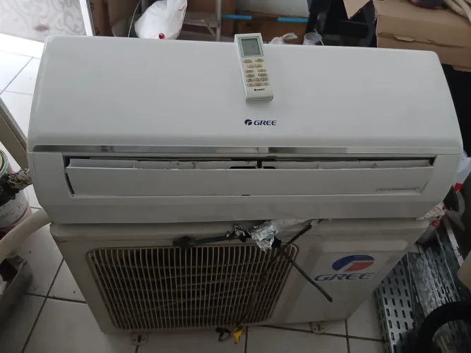Ar-condicionado 9000 btu.