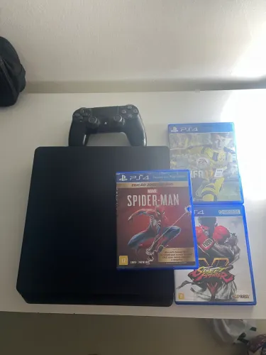 PS4 slim1T- controle e 3 jogos