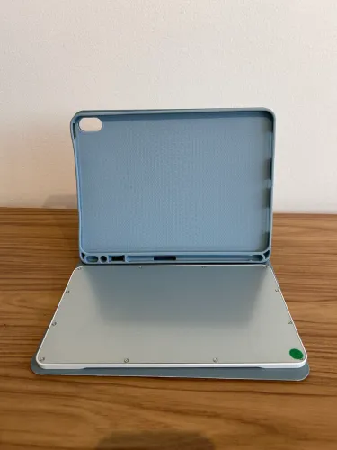Teclado Bluetooth + Capa para iPad - Excelente estado