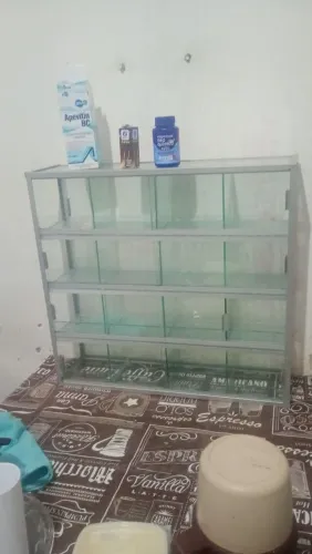 Vitrine de botar bombom