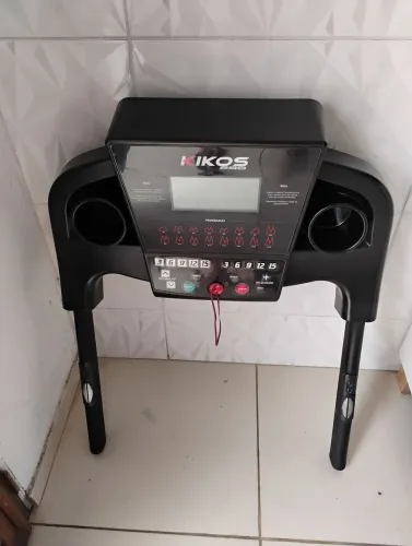 Painel  esteira Kikos KX 5000 pro obs não se as placas estão funcionando leia a descricao 