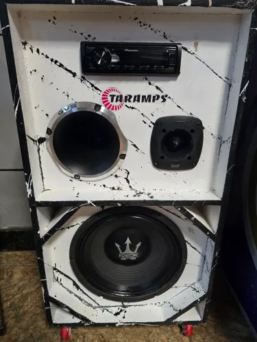 Som Residencial- Caixa Bob