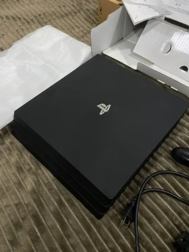 PS4 PRO