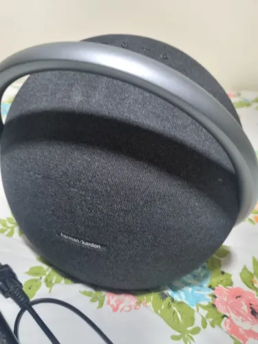 Caixa som harman kardon onyx studio 7