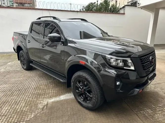 Nissan Frontier Pro4x CD 4X4 2.3 Bi-TB Die. AUT 2026