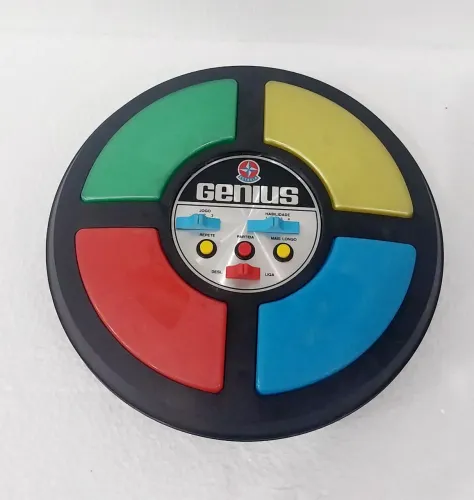 Brinquedo Genius Estrela