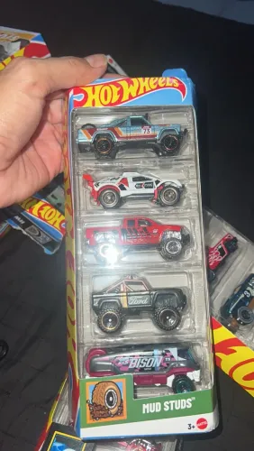 Hotweels kit cm 05 carrinhos R$60
