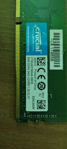 Memória ddr4 8 giga marca Crucial