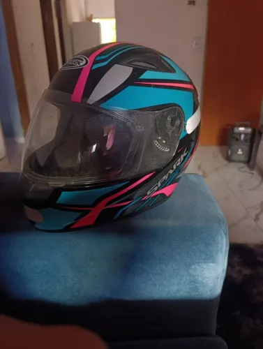 CAPACETE