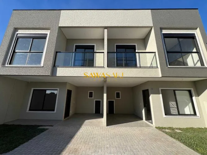 Sobrado à venda no bairro Boqueirão - Curitiba/PR