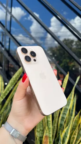 iPhone 16 Pro 256GB Desert