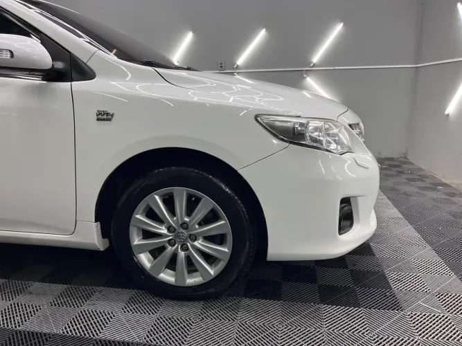 Toyota Corolla Altis 2.0 Flex 16V Aut. 2014
