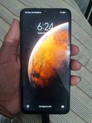 Redmi note 8 pro tudo ok só a tampa trincada msm nao interfere em nada