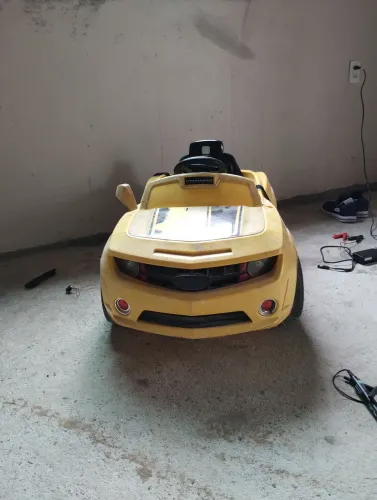 Carro infantil elétrico,não está funcionando.. whatsapp *