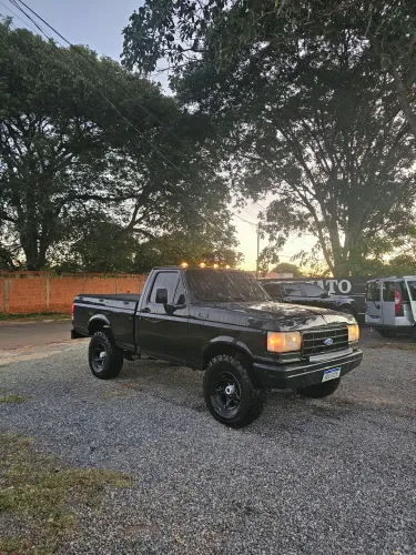 Ford F-1000 S. S. Diesel / S.s. Diesel Turbo 1995