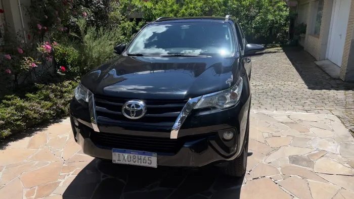 Toyota Hilux SW4 SR 4X2 2.7/ 2.7 Flex 16V Aut. 2017