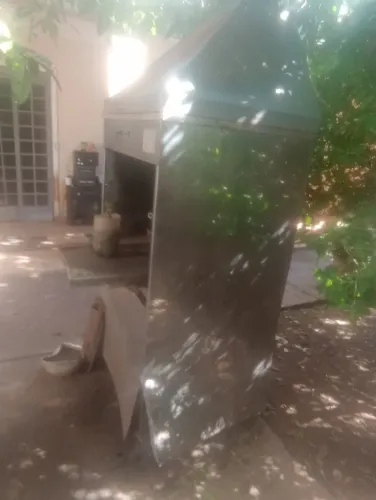 Churrasqueira de Chapa com Coifa (Tamanho Grande) - Excelente para Área de Lazer!